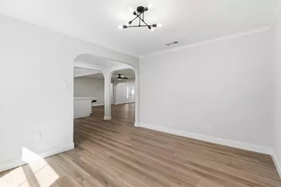 113 E Bayside Drive, Mabank, TX 75156 - Photo 15