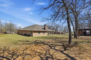 533 Eagles Way, Springtown, TX 76082 - Photo 23