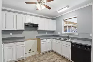 533 Eagles Way, Springtown, TX 76082 - Photo 21