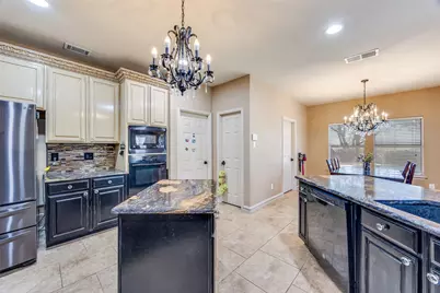 3807 Keystone Court, Carrollton, TX 75007 - Photo 13