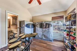 3807 Keystone Ct, Carrollton, TX 75007 - Photo 27