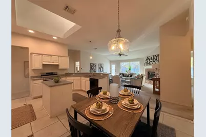 1602 Crestmeadow Lane, Mansfield, TX 76063 - Photo 9