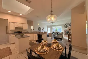 1602 Crestmeadow Ln, Mansfield, TX 76063 - Photo 9