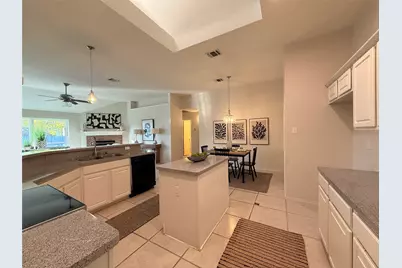 1602 Crestmeadow Lane, Mansfield, TX 76063 - Photo 11