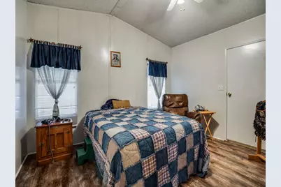 9691 Blubaugh Road, Justin, TX 76247 - Photo 11