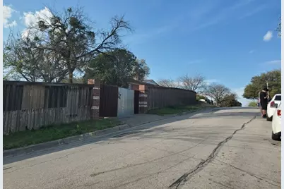 2219 Capri Drive, Fort Worth, TX 76114 - Photo 9