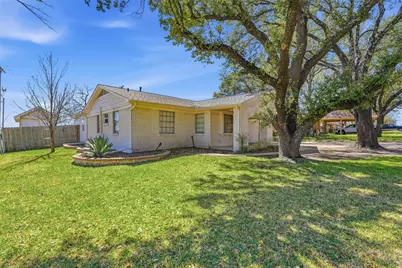 324 W Grubb Drive, Mesquite, TX 75149 - Photo 3