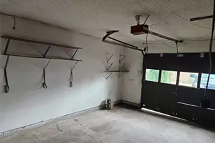 1101 Delores Dr, Garland, TX 75040 - Photo 17