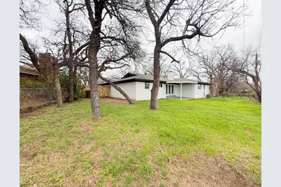 1412 Grantland Circle, Fort Worth, TX 76112 - Photo 27