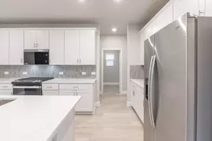 909 Elijah Ln, McKinney, TX 75069 - Photo 15