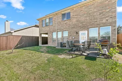 306 Salsbury Drive, Euless, TX 76040 - Photo 27