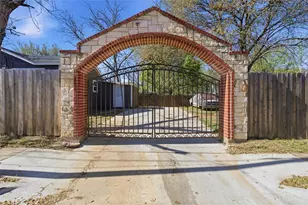 1901 N 7th St, Waco, TX 76708 - Photo 13
