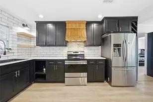 1901 N 7th St, Waco, TX 76708 - Photo 7