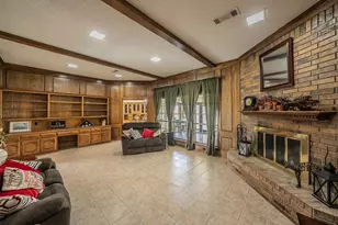 3814 Larkin Ln, Garland, TX 75043 - Photo 7