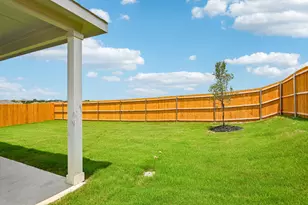 445 Suffolk Dr, Ferris, TX 75125 - Photo 31