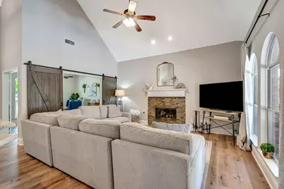 213 Ledgenest Drive, McKinney, TX 75072 - Photo 9