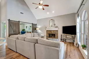 213 Ledgenest Dr, McKinney, TX 75072 - Photo 9