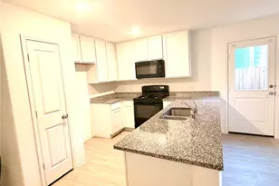 9201 Red Fox Trl, McKinney, TX 75071 - Photo 5