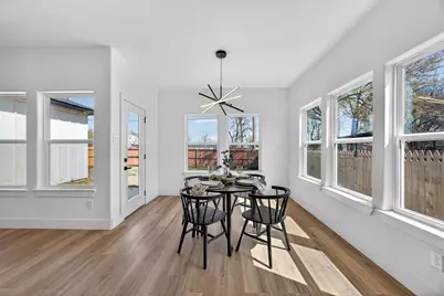 2705 S Jones Street, Fort Worth, TX 76104 - Photo 9