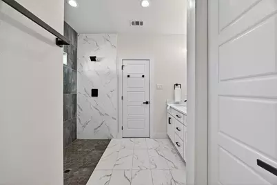 2705 S Jones Street, Fort Worth, TX 76104 - Photo 23