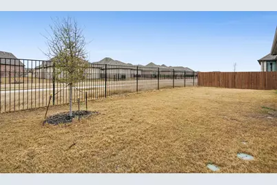 7749 Pondview Lane, Fort Worth, TX 76123 - Photo 29