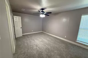 10228 Blue Bell Dr, Fort Worth, TX 76108 - Photo 7