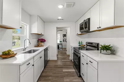 815 Garrison Street, Waco, TX 76704 - Photo 13