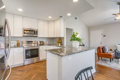 4231 S Cresthaven Road, Dallas, TX 75209 - Photo 7