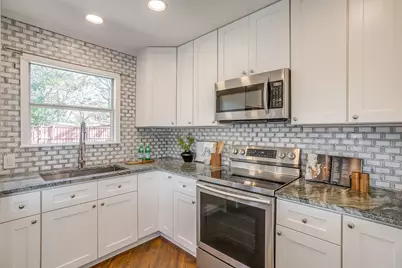 4231 S Cresthaven Road, Dallas, TX 75209 - Photo 11