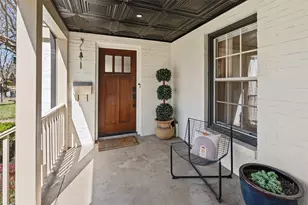 822 Valencia St, Dallas, TX 75223 - Photo 5