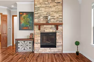 2050 E Oak Shores Dr, Cross Roads, TX 76227 - Photo 23