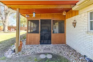 1901 College St, Sulphur Springs, TX 75482 - Photo 23