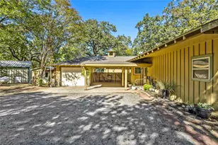 916 Kimbrough Rd, Azle, TX 76020 - Photo 5