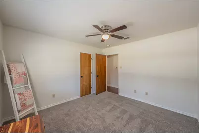 302 W Hale Avenue, Decatur, TX 76234 - Photo 27