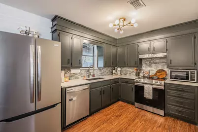 302 W Hale Avenue, Decatur, TX 76234 - Photo 13