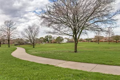 1617 Century Oaks Drive, Lewisville, TX 75077 - Photo 31