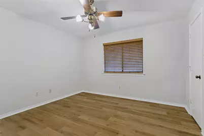 1617 Century Oaks Drive, Lewisville, TX 75077 - Photo 25