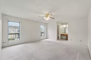 960 Meadowcove Cir, Garland, TX 75043 - Photo 19