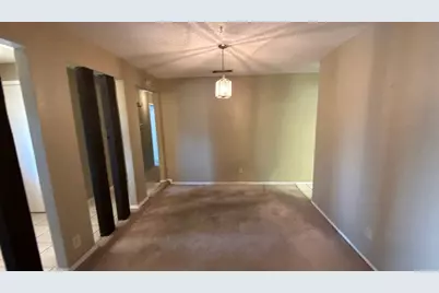 960 Meadowcove Circle, Garland, TX 75043 - Photo 19