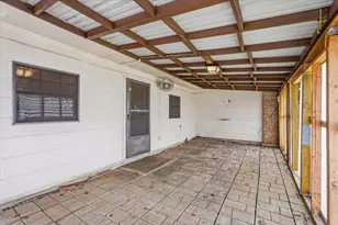 960 Meadowcove Cir, Garland, TX 75043 - Photo 29