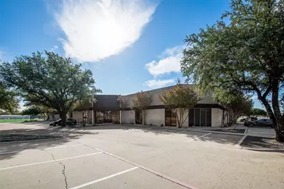 400 E Centre Park Boulevard #101, DeSoto, TX 75115 - Photo 3