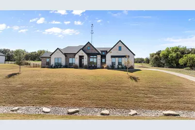 8011 Brownie Luker Boulevard, Granbury, TX 76048 - Photo 35