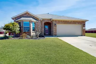 444 Skipper Ln, Azle, TX 76020 - Photo 1