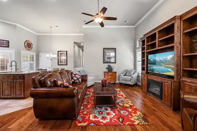 2214 Cobblestone Court, Granbury, TX 76049 - Photo 7