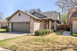 2214 Cobblestone Ct, Granbury, TX 76049 - Photo 3