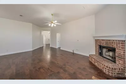 1075 Port Sullivan Drive, Little Elm, TX 75068 - Photo 13