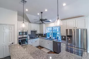 1509 Bridge Water Ln, Mansfield, TX 76063 - Photo 7