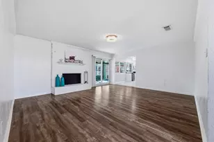 2208 Biscayne Dr W, Irving, TX 75060 - Photo 7