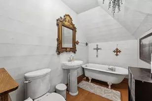 306 E Tarrant St, Bowie, TX 76230 - Photo 27