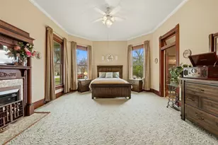 306 E Tarrant St, Bowie, TX 76230 - Photo 15